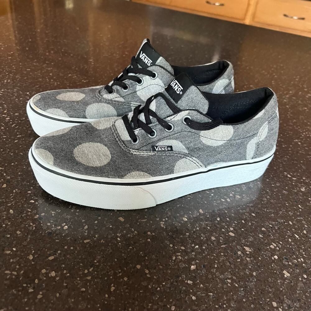 Vans Doheny Women Sneakers White and Gray Polka Dot Canvas Size 9 Platform